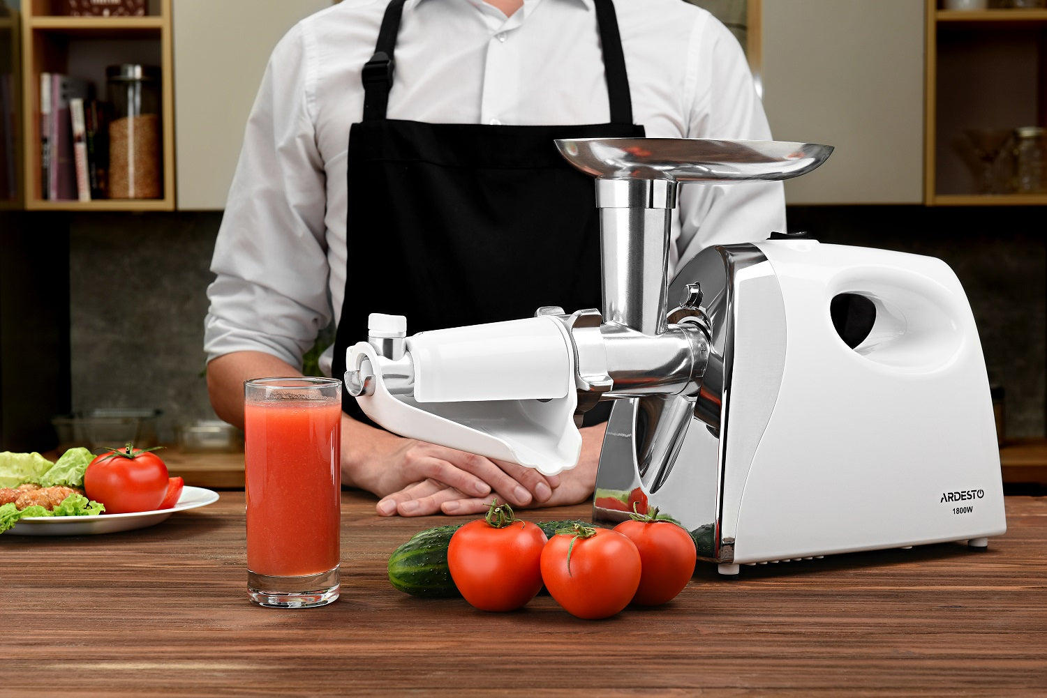 ARDESTO MGL-2050R meat grinder with a power of 1800 W