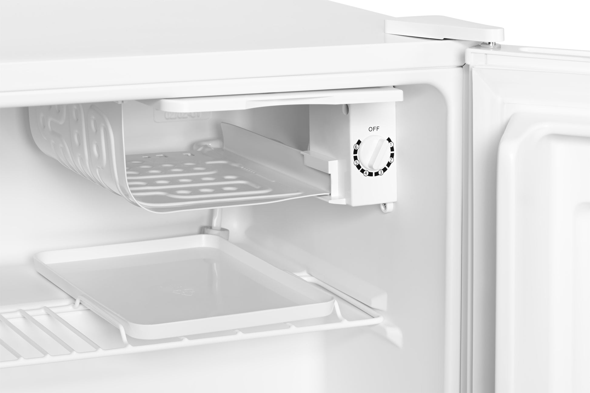 Refrigerator ARDESTO mini, 49.2x47.2x4549.2, 43L, A+, ST, white