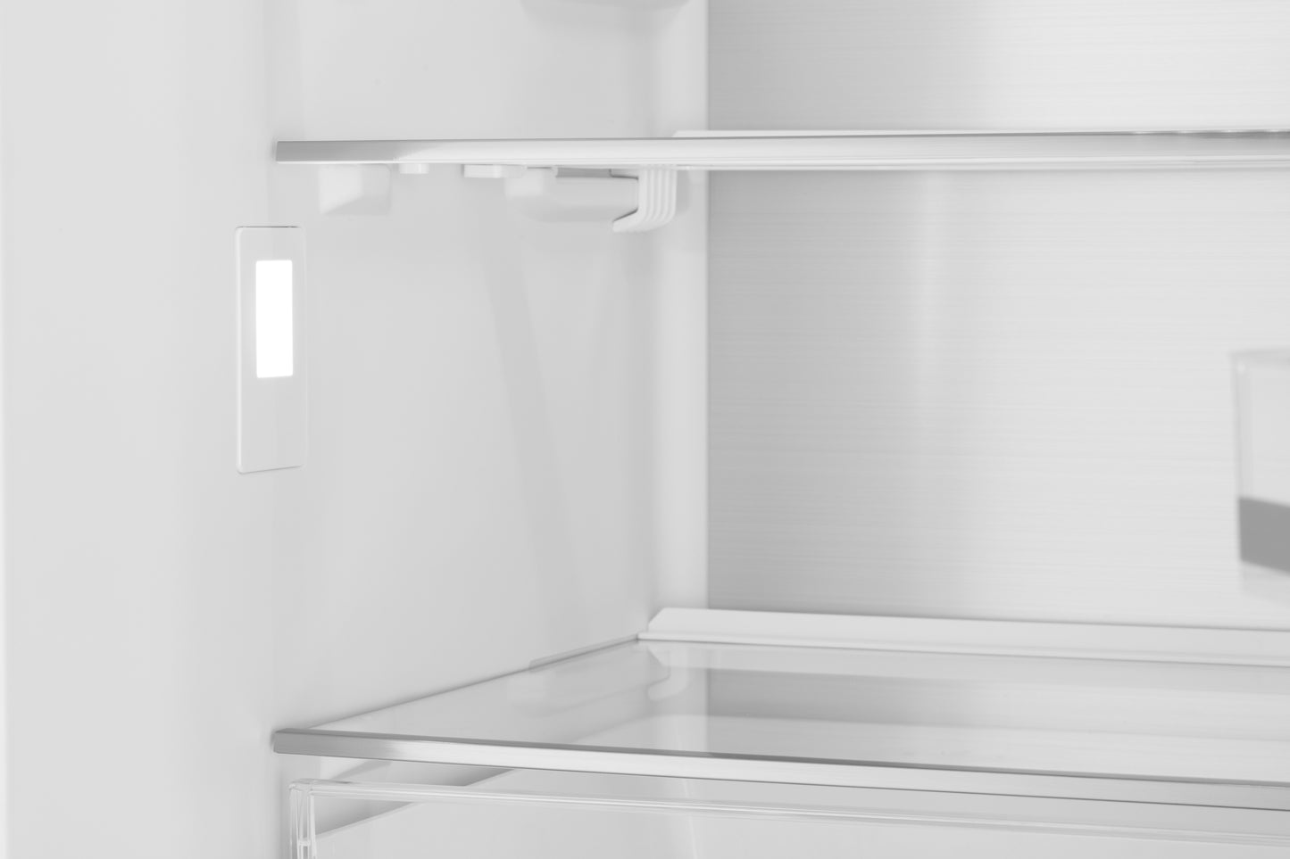 Ref ARDESTO with bottom freezer, 201.8x59.5x66, ref-256L, freez.-122L, 2doors, A+, NF, display ext, fresh zone, black