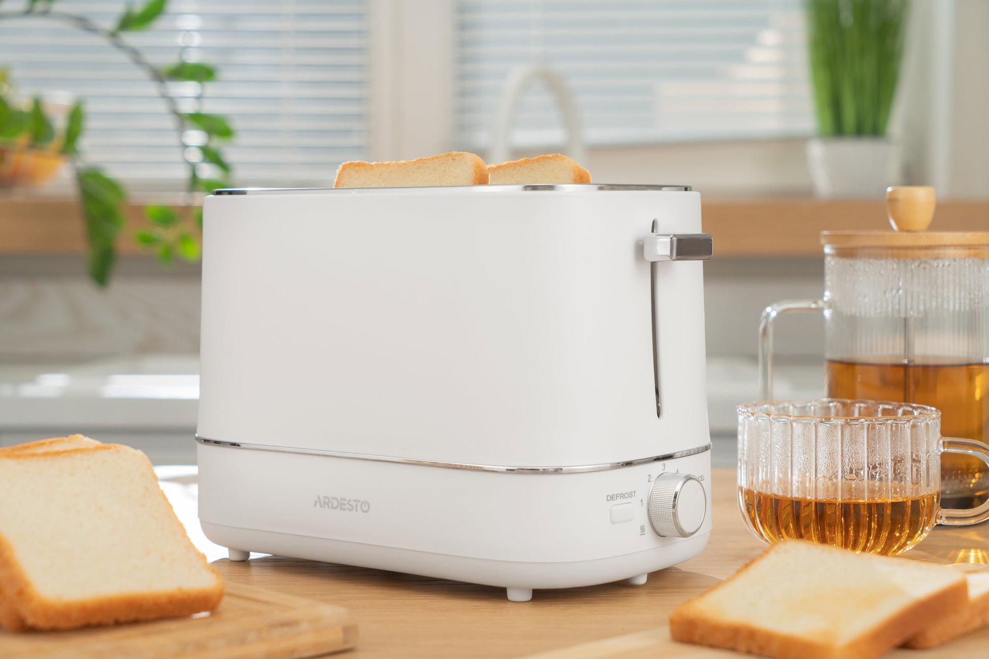Ardesto toaster Timeless Elegance, 800W, plastic, 2 slots, white