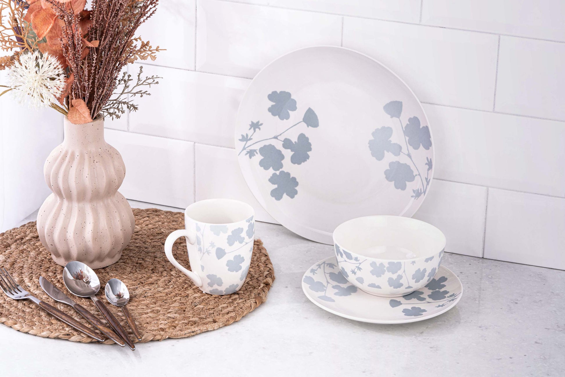 ARDESTO Mug Capri, 320ml, porcelain, white blue 767637176927