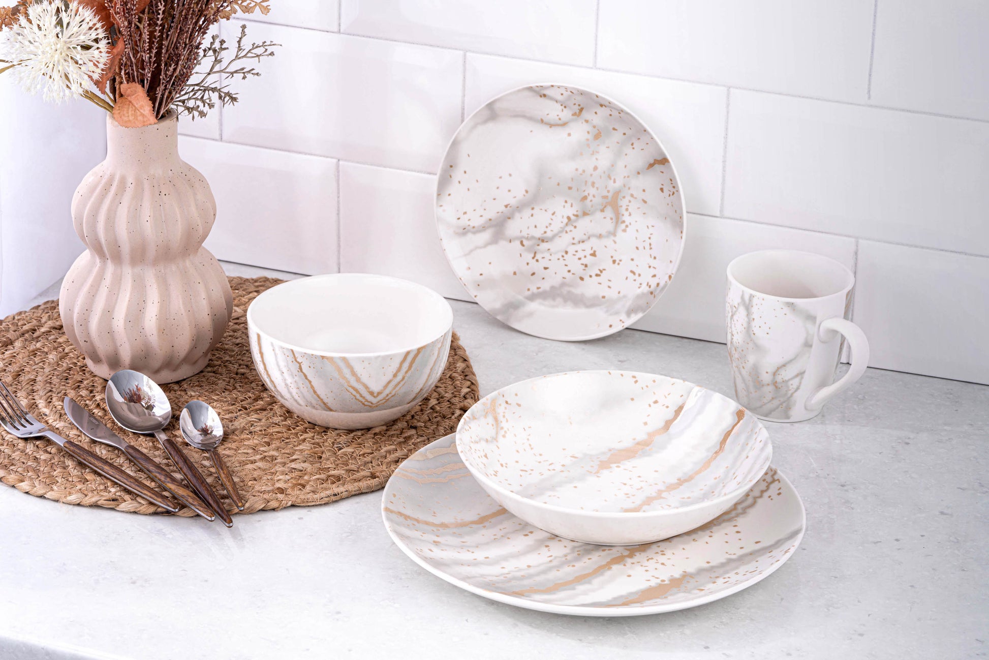 ARDESTO Dinner plate Sparkle, 27cm, porcelain, multi-colored 767637176026