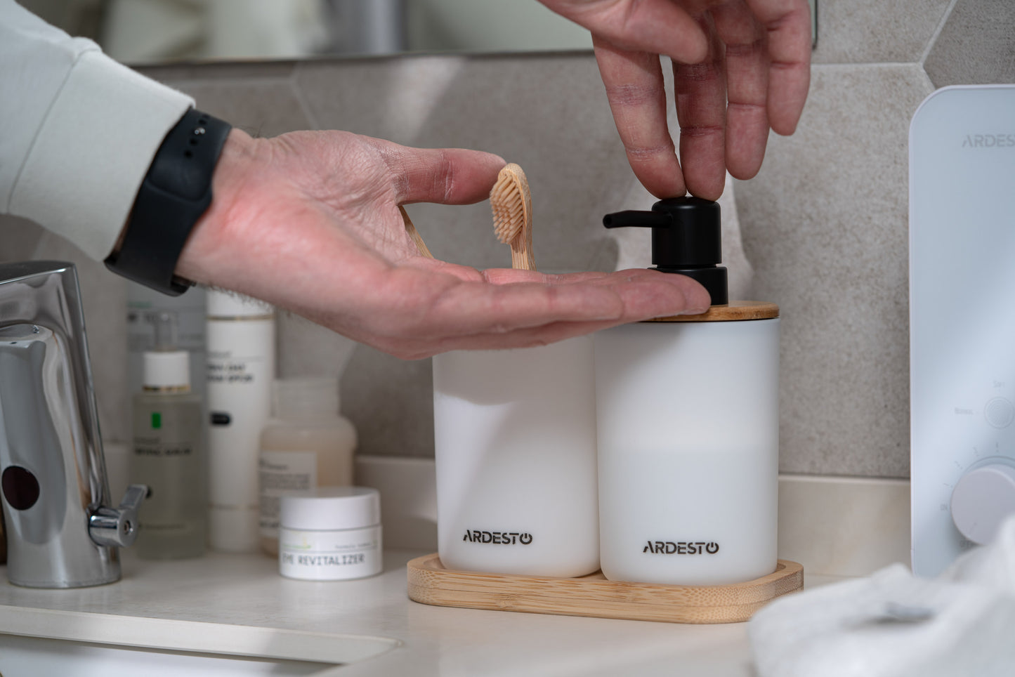 ARDESTO Bathroom set Minimalism 360ml, 3 items, polypropylene, bamboo, white 767637180696
